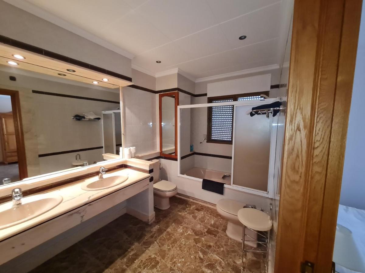Hotel Bon Lloc Ulldecona Экстерьер фото